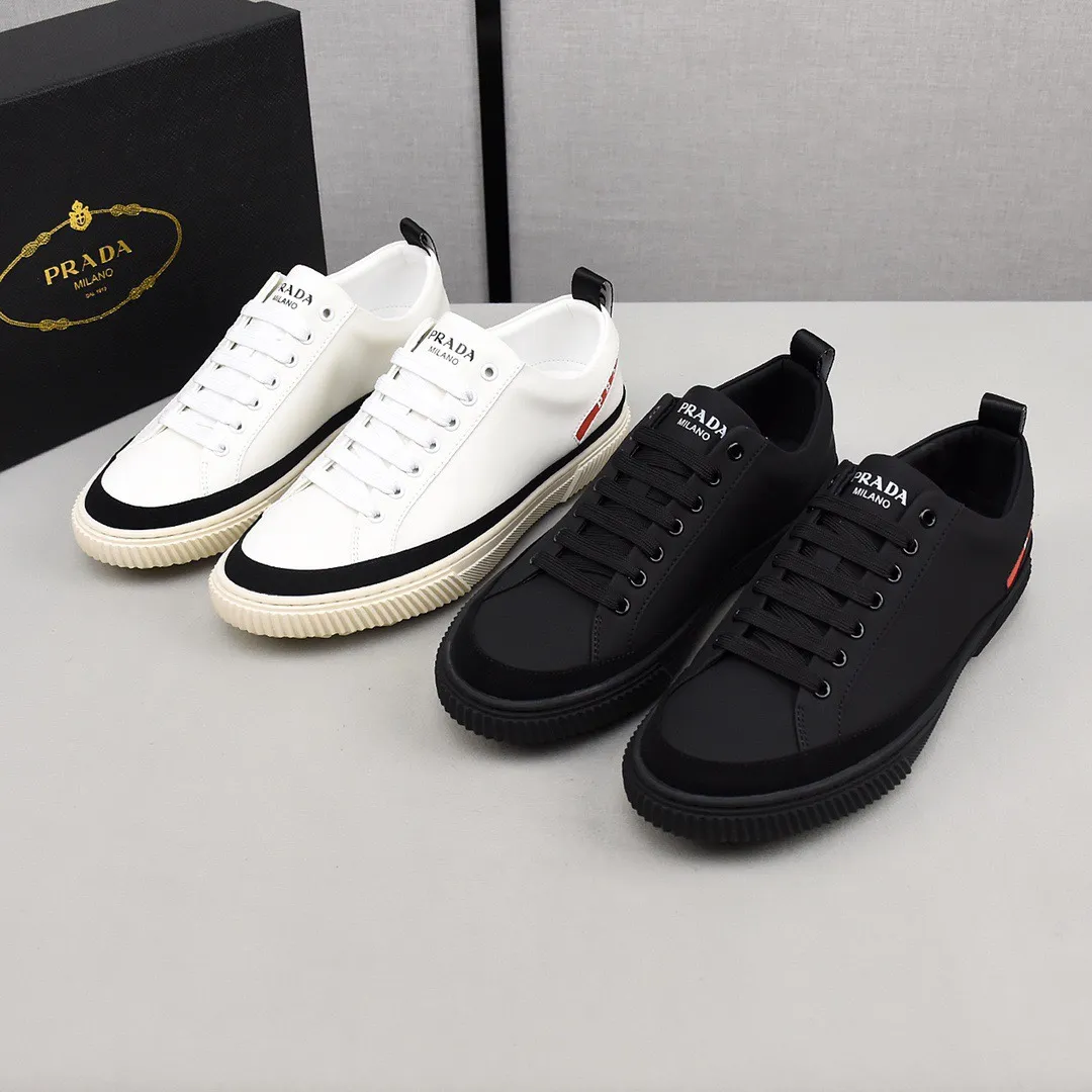 【PRADA】Men's shoes 💰400💰. Detonate the whole place! An international brand that is constantly innovating. This men's casual shoe is the original version. It is made of cowhide leather at a ratio of one to one at the store. It has leather feet and rubber non-slip outsole. It is breathable and comfortable. Quality speaks for itself. 👄38-44